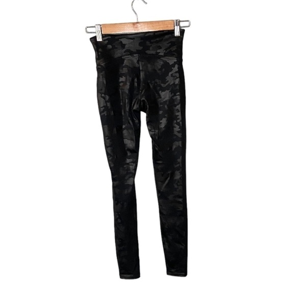 SPANX Faux Leather Camo Leggings - Picture 4 of 13